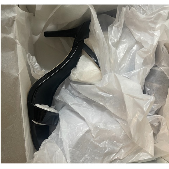 Michael Kors Ava Mid Sandal Black 🔥NEW WITH BOX 🔥 $95 - Picture 3 of 5